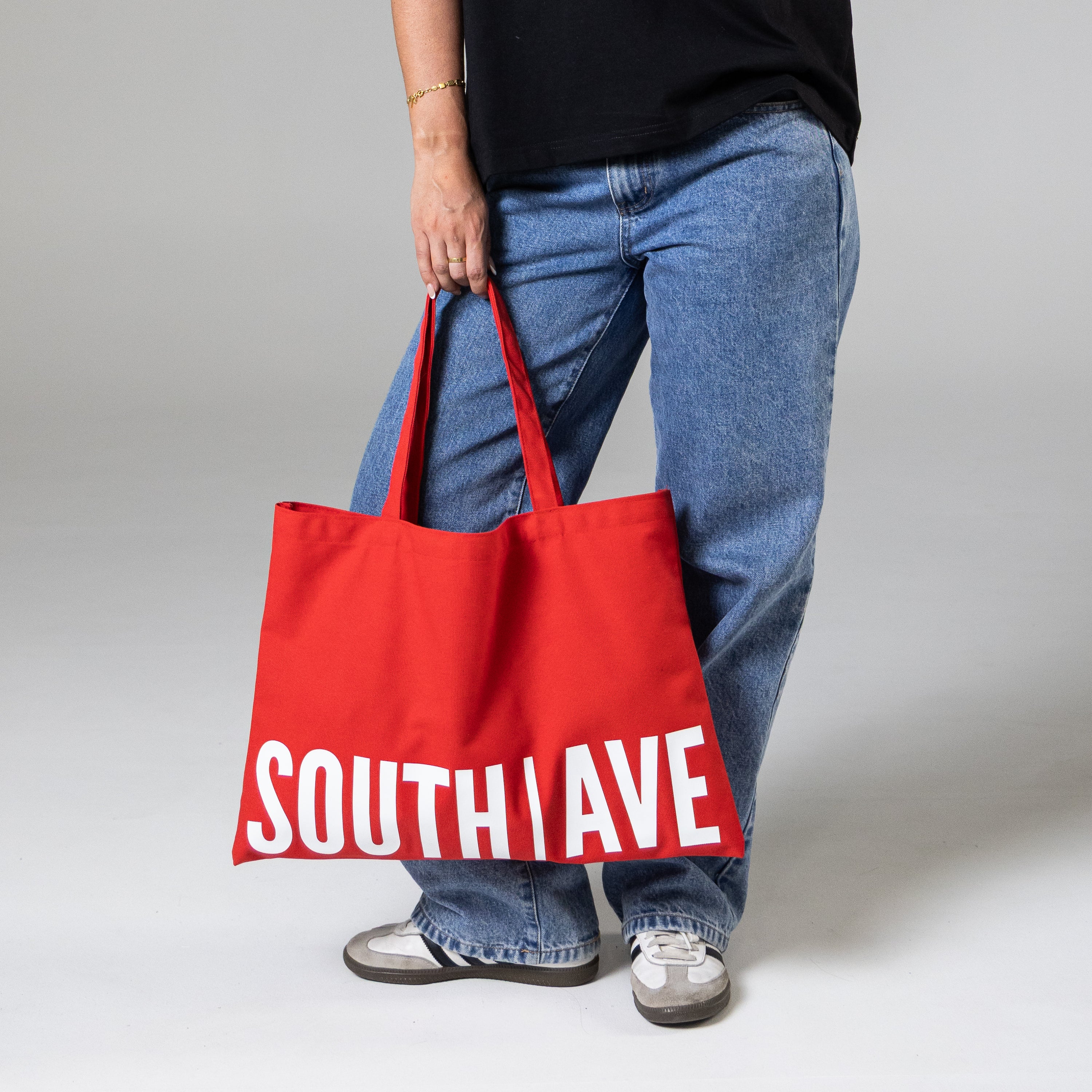 RED TOTE BAG