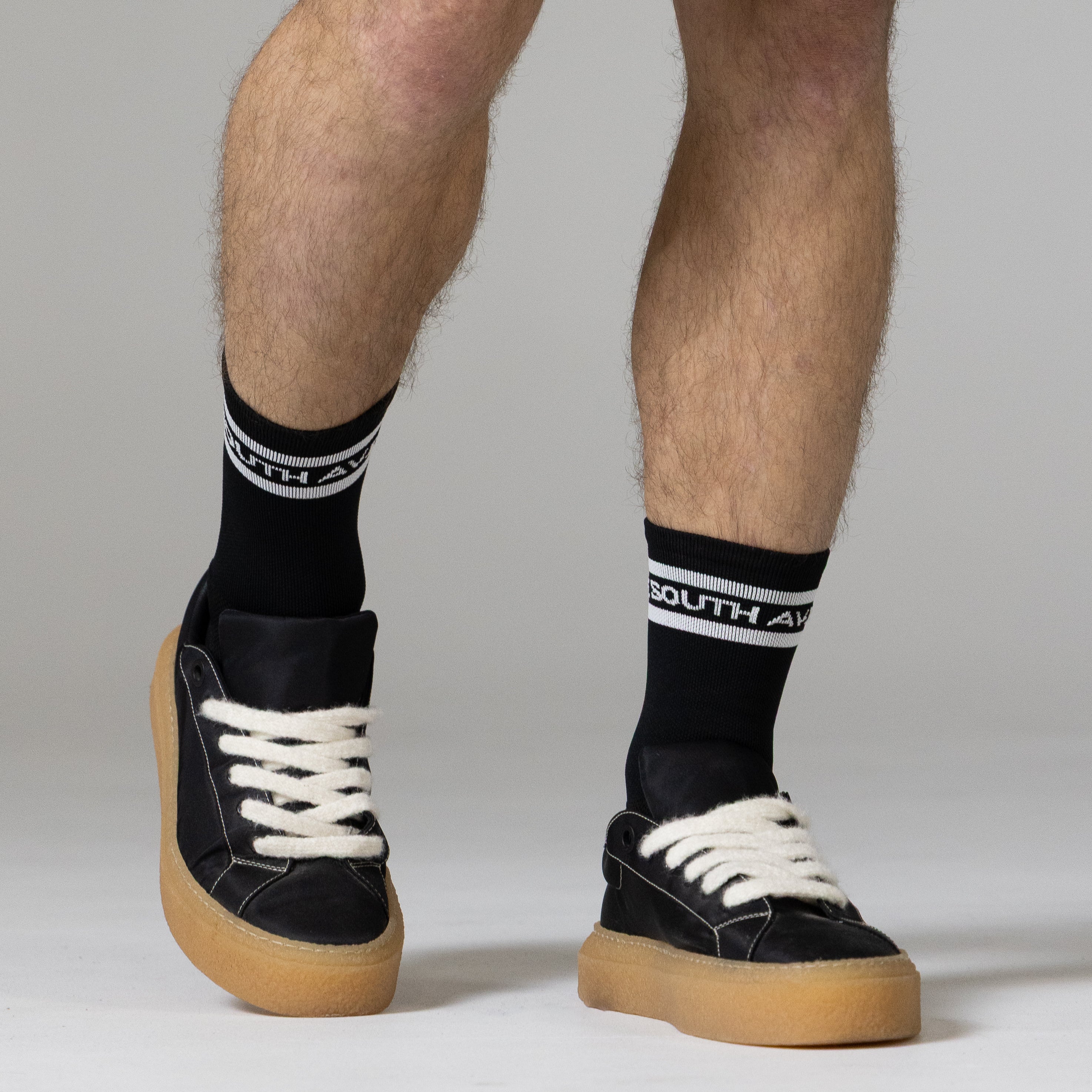 CLASSIC BLACK SOCKS