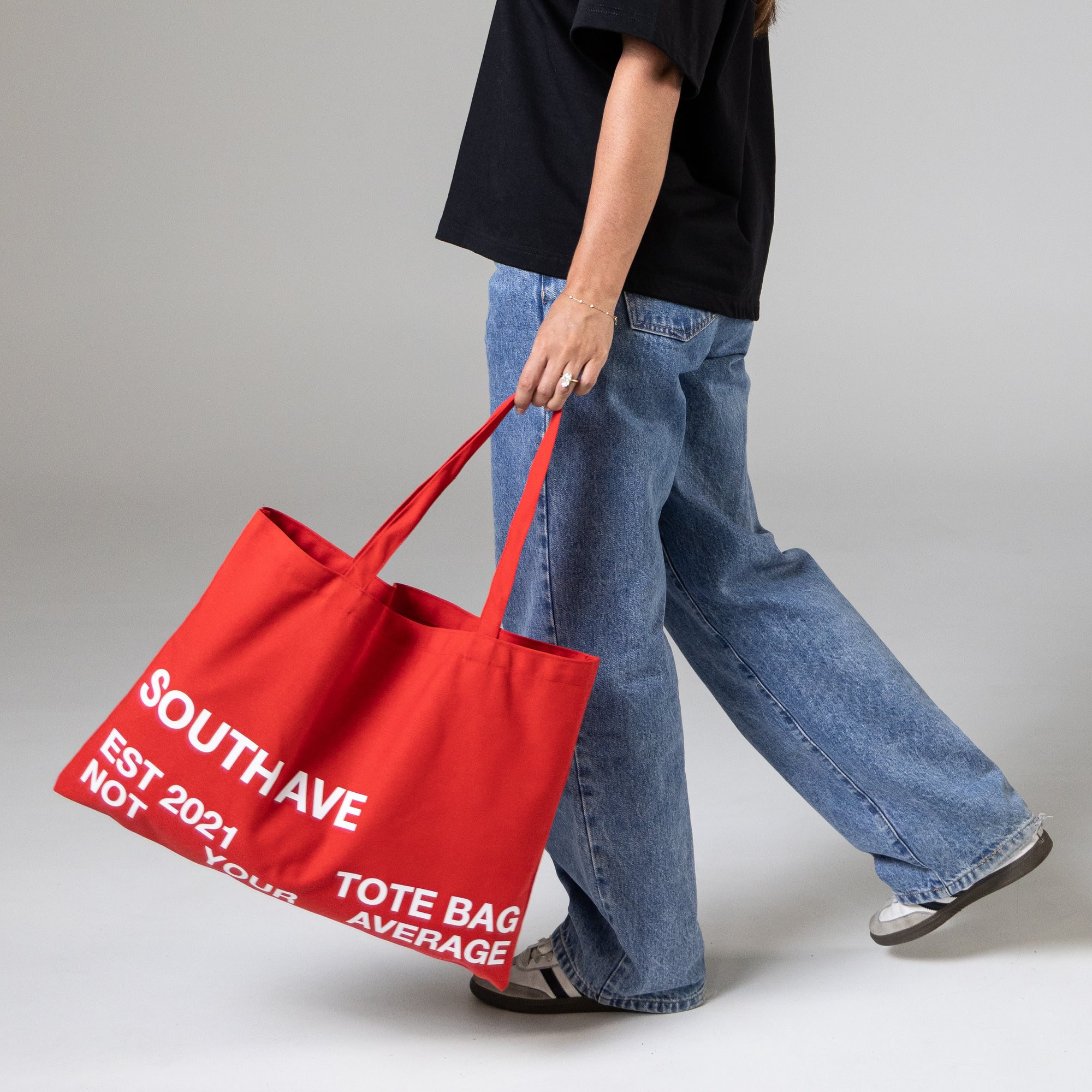 RED TOTE BAG