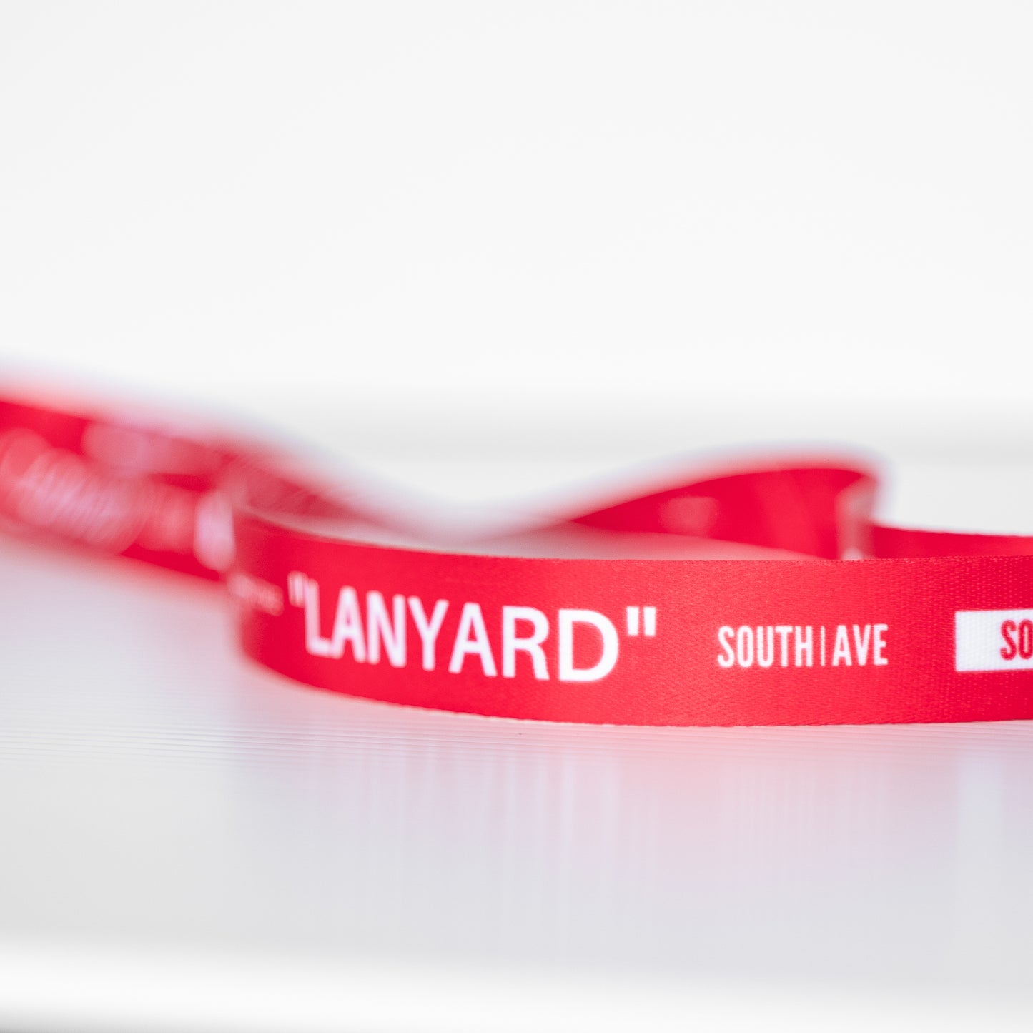 LANYARD (RED)